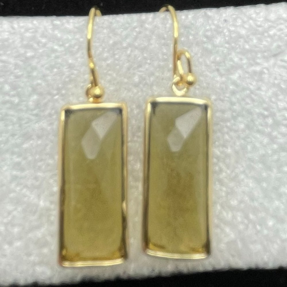 Gold and chrystal earrings